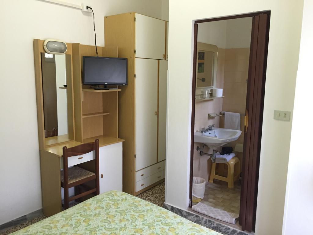 Hotel Toledo Rimini Ruang foto