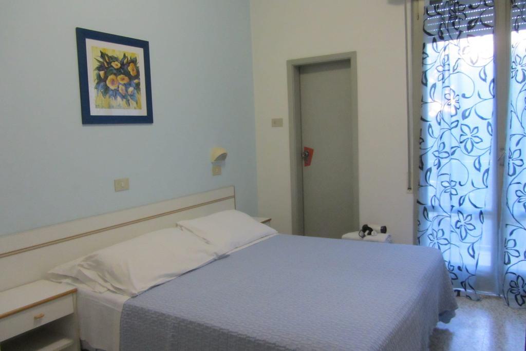 Hotel Toledo Rimini Ruang foto